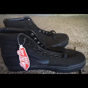 NWT Vans Old Skool Black/Black Women’s 8.5